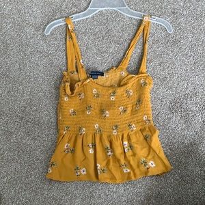 American eagle crop top
